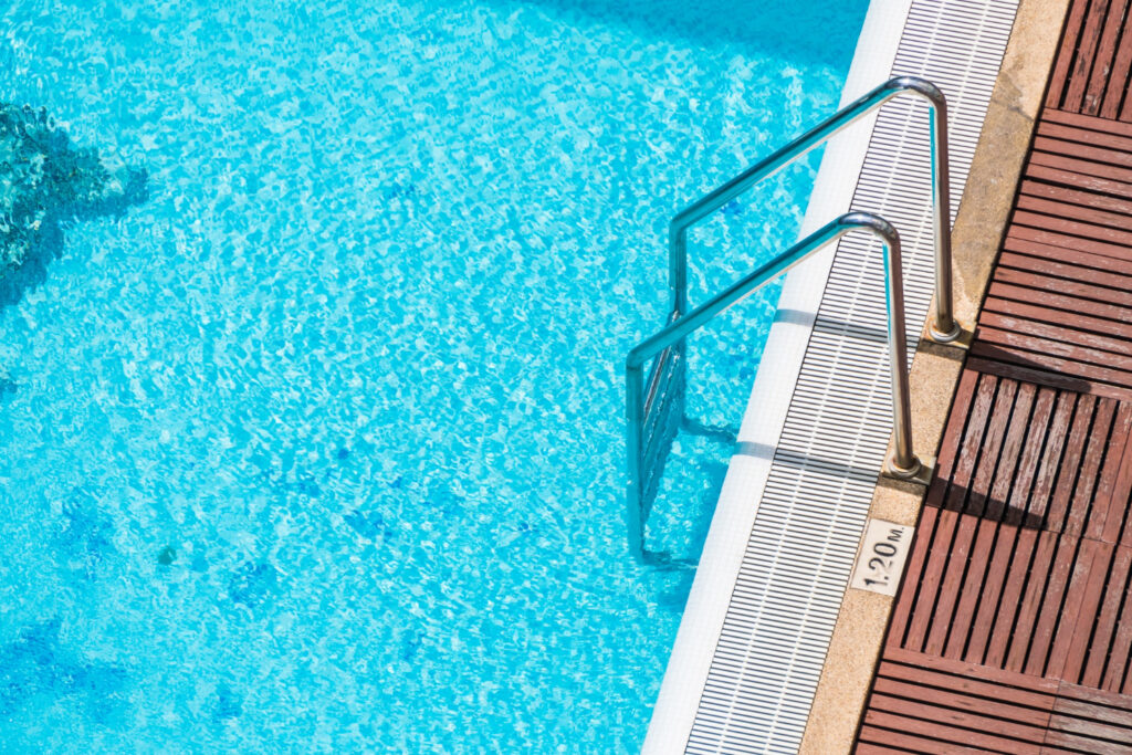 Étude de Cas : Résolution d’un litige pour un constructeur de piscines